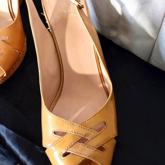 Stuart Weitsman Sling Back Peep Toe Wedge - Picture 3 of 6